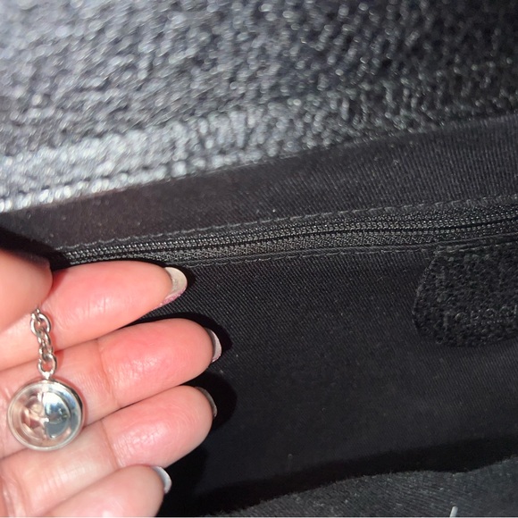 Gucci Large Leather Attache’ Laptop Tote Sleek Design w/ Metal Ring Handles. - Picture 5 of 15